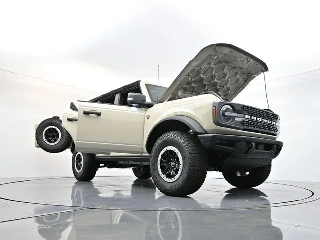 2025 Ford Bronco 4-Door Badlands - Photo 69