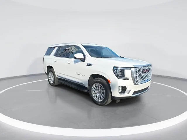 Used 2024 White GMC Denali image 2