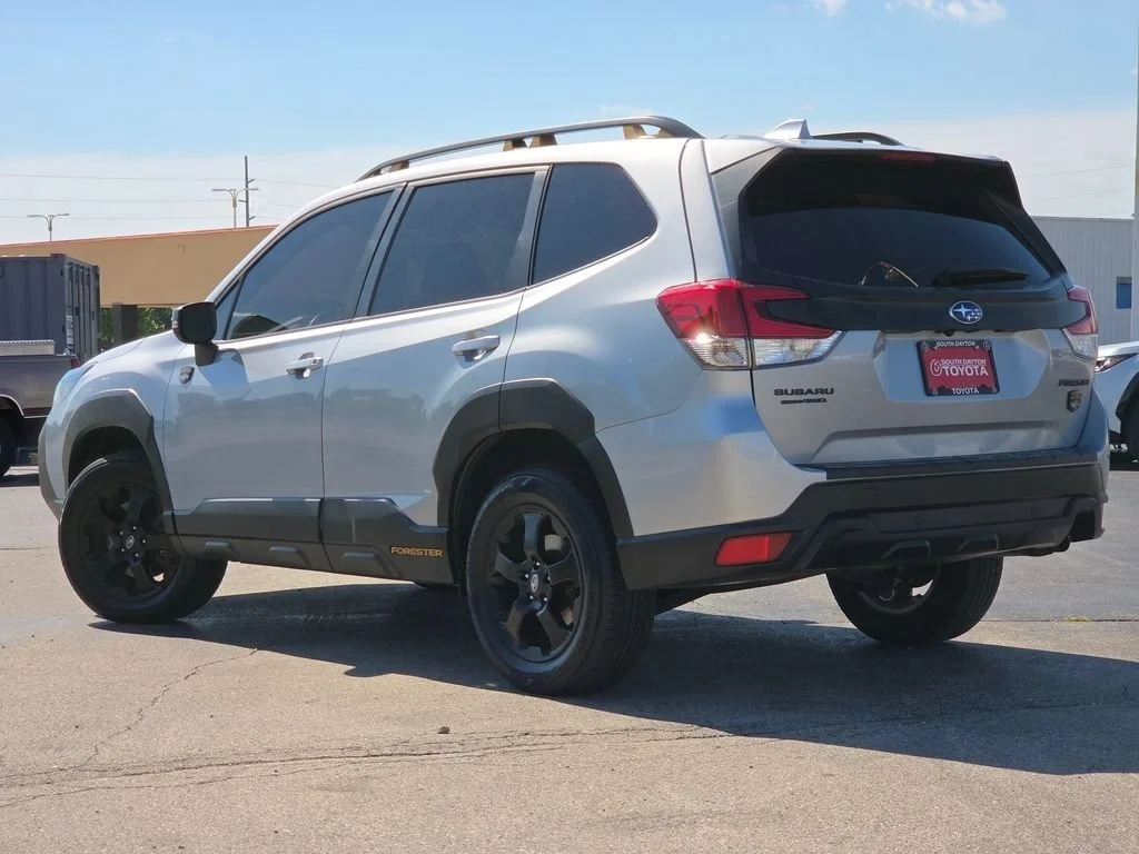 Used 2022 Ice Silver Metallic Subaru Wilderness image 24