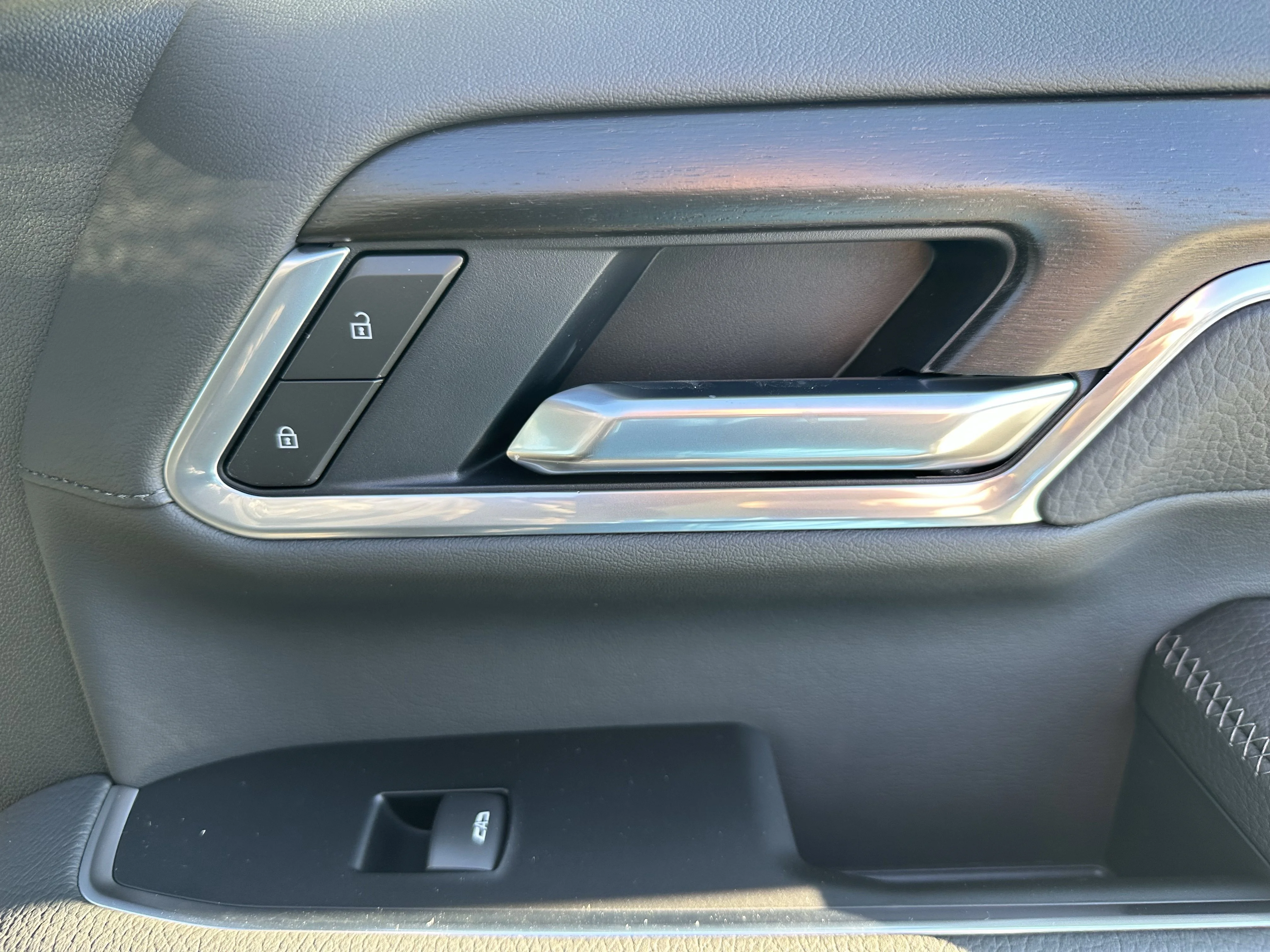 New 2026 Titanium Rush Metallic GMC Denali image 20