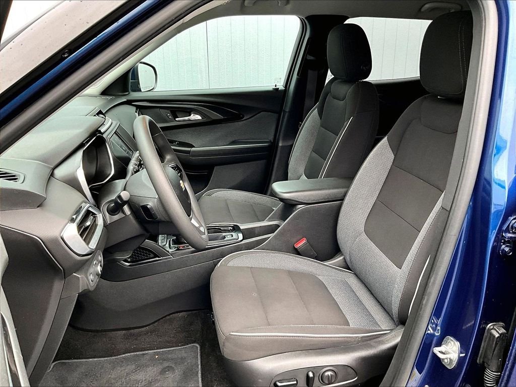 Used 2022 Blue Chevrolet LT image 10