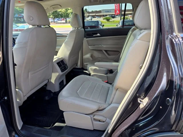 Used 2018 Black Volkswagen SEL Premium image 14