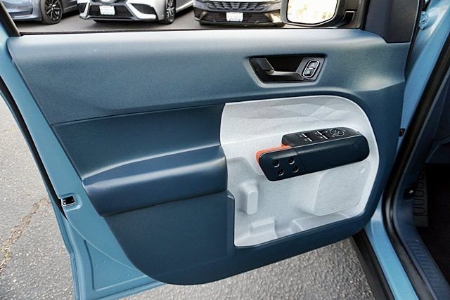 Used 2023 Blue Ford XLT image 23