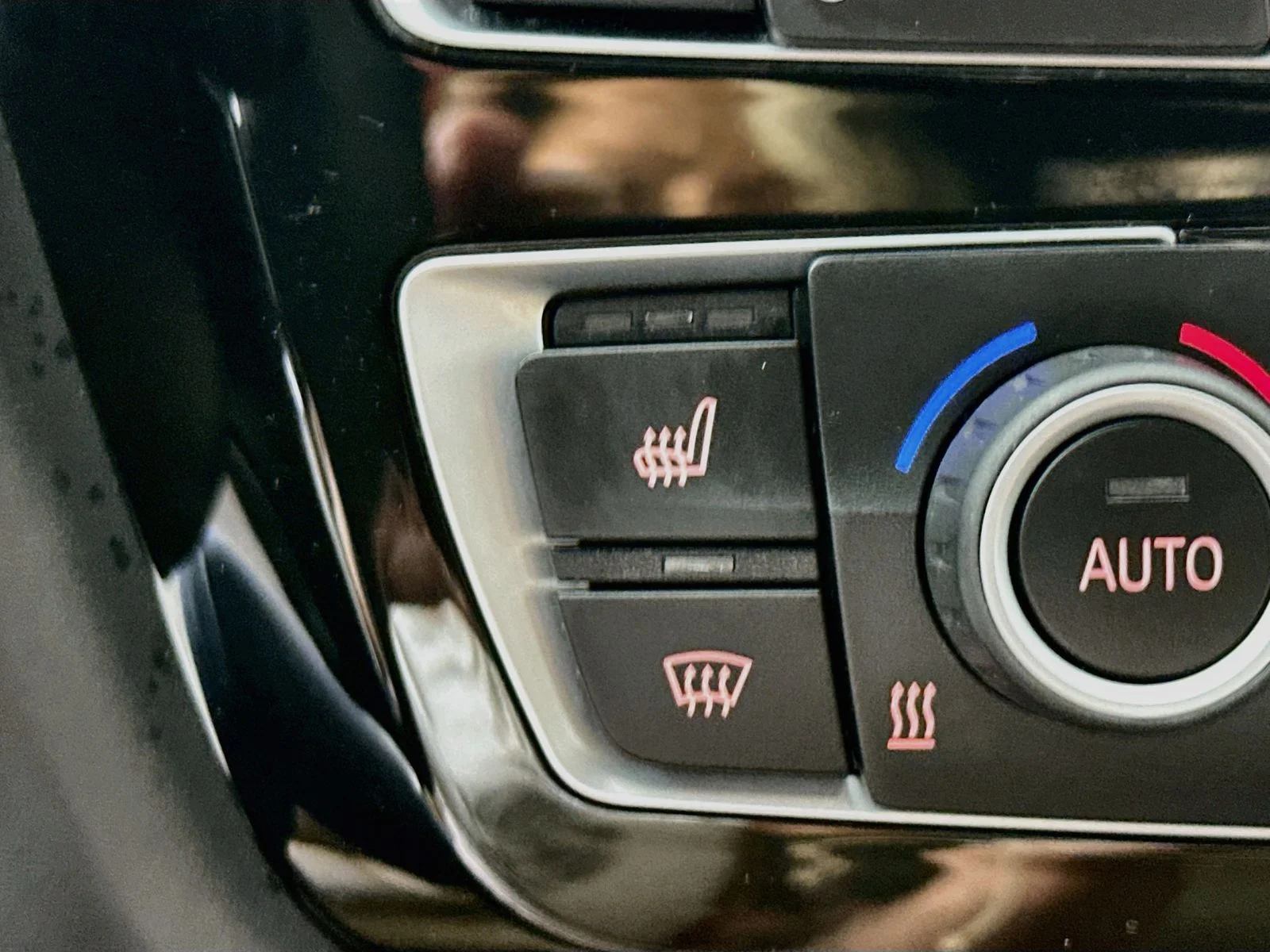 Used 2016 White BMW Base image 22