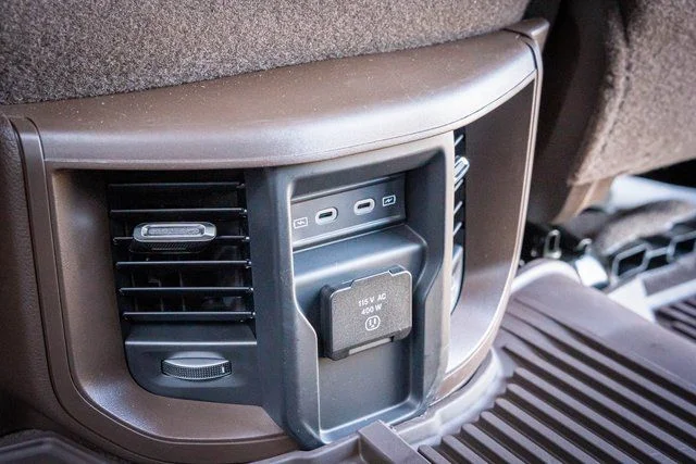 2026 RAM 3500 Laramie - Photo 31