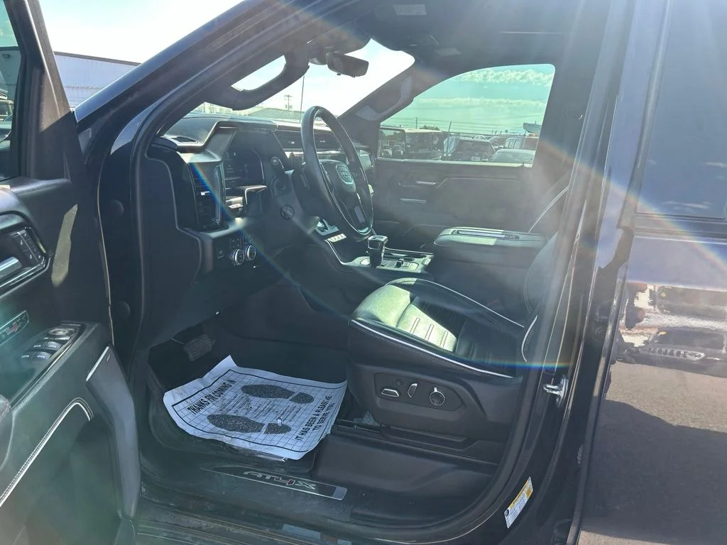 Used 2022 Titanium GMC AT4X image 11