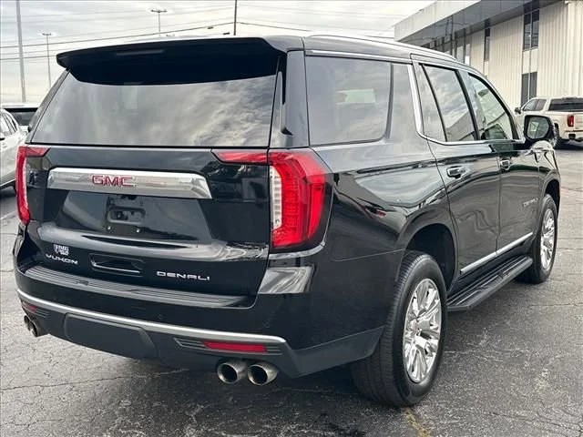 Used 2024 Onyx Black GMC Denali image 11