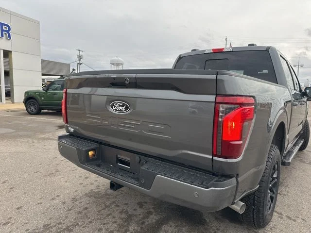 New 2026 Carbonized Gray Metallic Ford XLT image 21