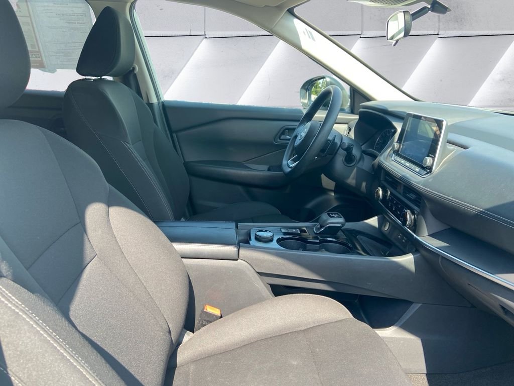 Used 2024 White Nissan S image 12
