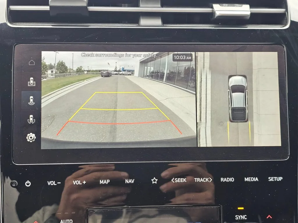 Used 2023  Hyundai Limited image 31