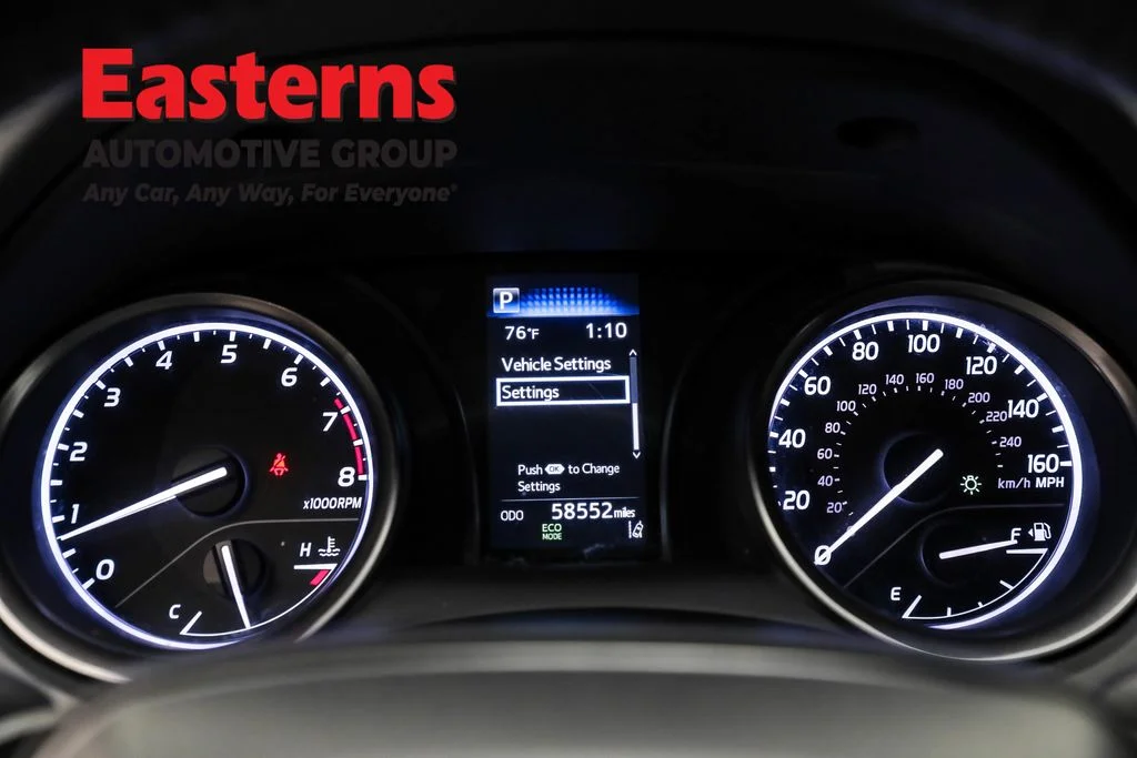 Used 2023 White Toyota SE image 17