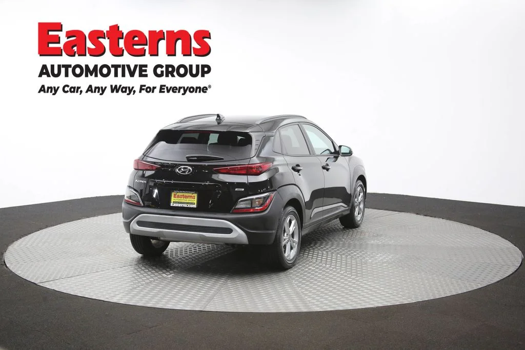 Used 2022 Black Hyundai SEL image 40