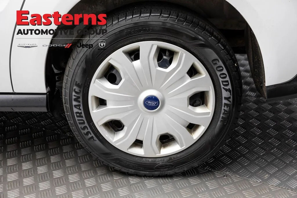Used 2022 White Ford XLT image 10