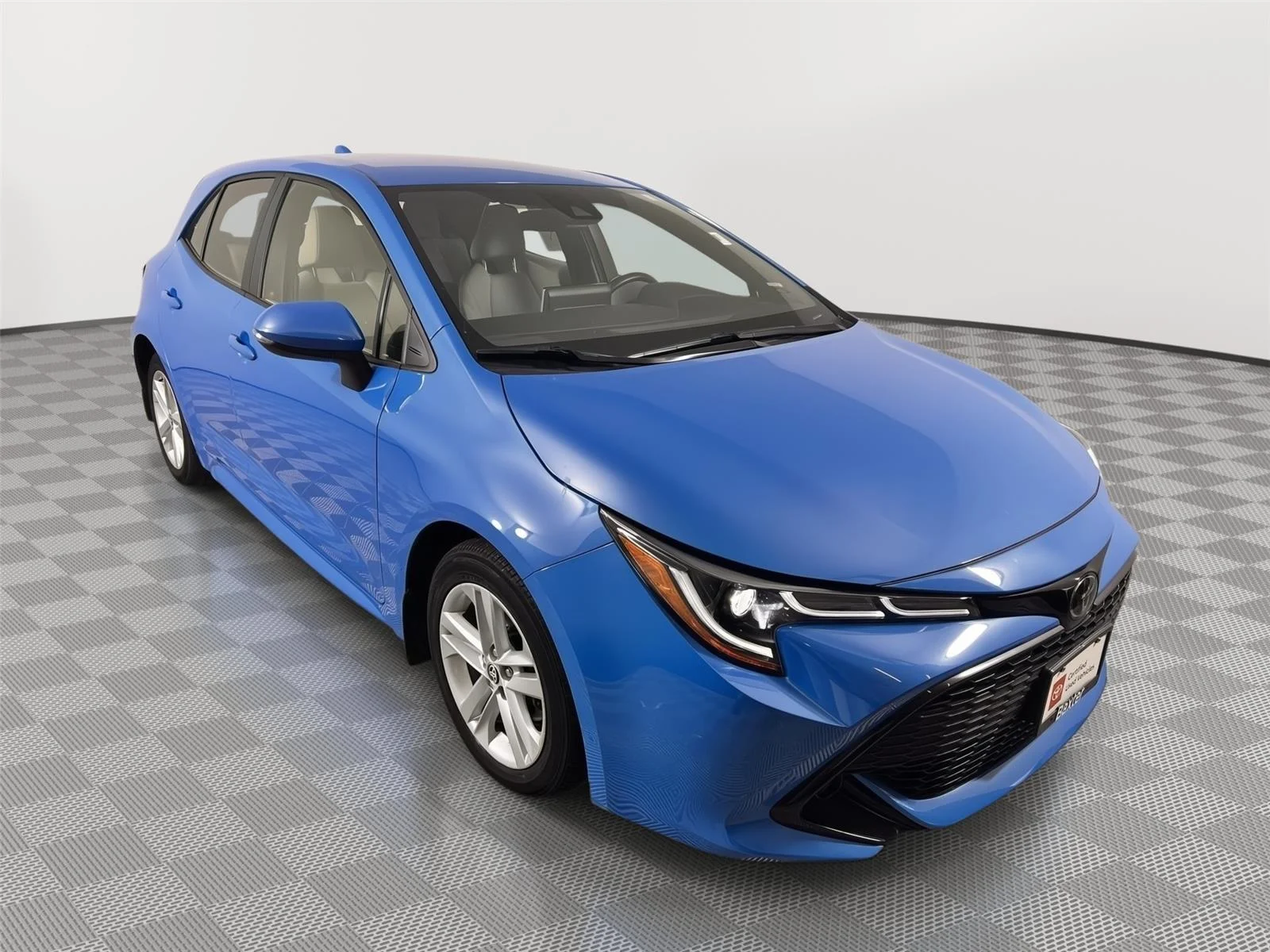 Used 2019 Blue Flame Toyota SE image 11