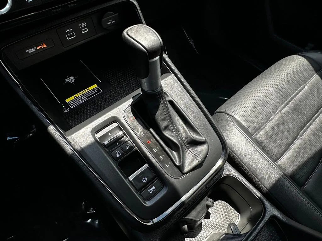Used 2024 Blue Honda EX-L image 32