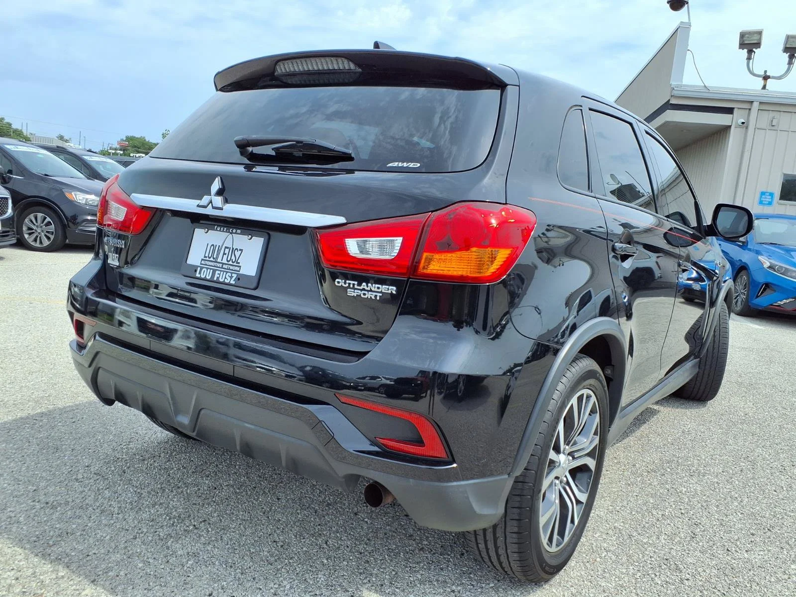 Used 2018 Black Mitsubishi ES 2.0 image 27