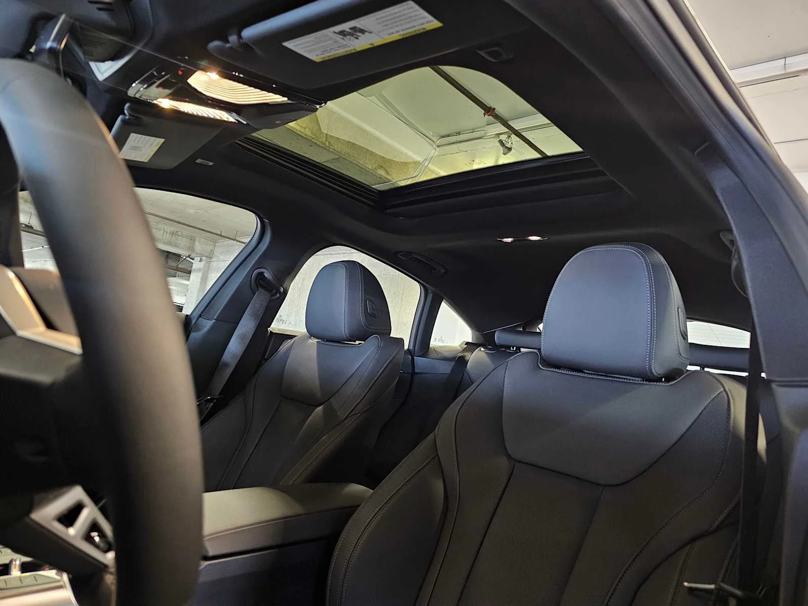 New 2026 Black Sapphire Metallic BMW xDrive40 image 33