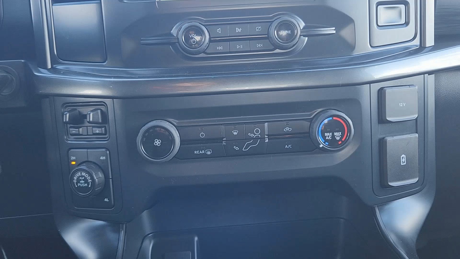 Used 2022 Stone Gray Metallic Ford Tremor image 15