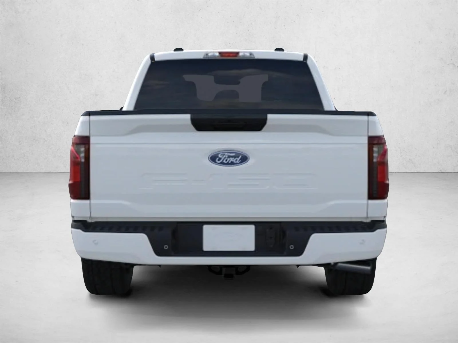 New 2026 Oxford White Ford XLT image 5