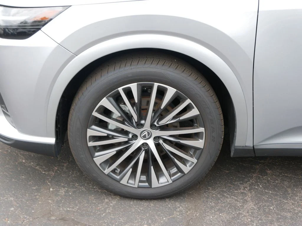 Used 2023 Silver Lexus 350h Premium Plus image 8