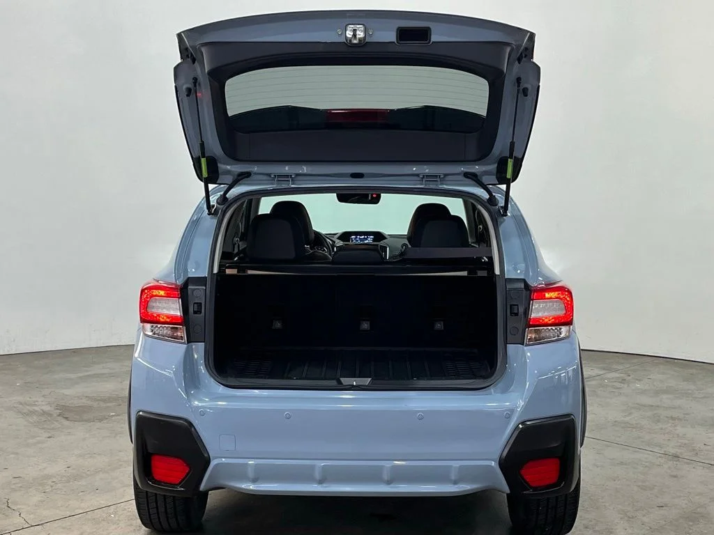 Used 2019 Gray Subaru 2.0i Limited image 12
