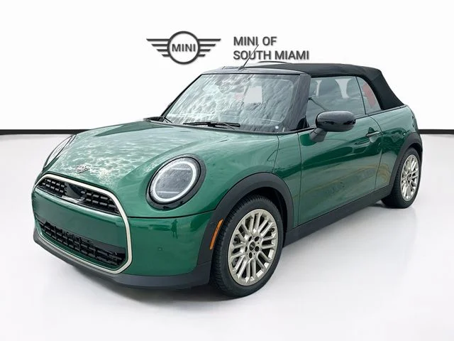 New 2026 Green MINI Signature Plus image 3