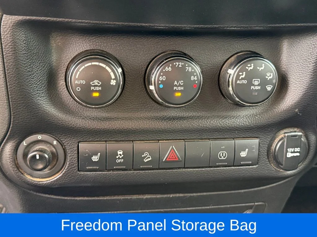 Used 2017 Black Jeep Unlimited Sahara image 27