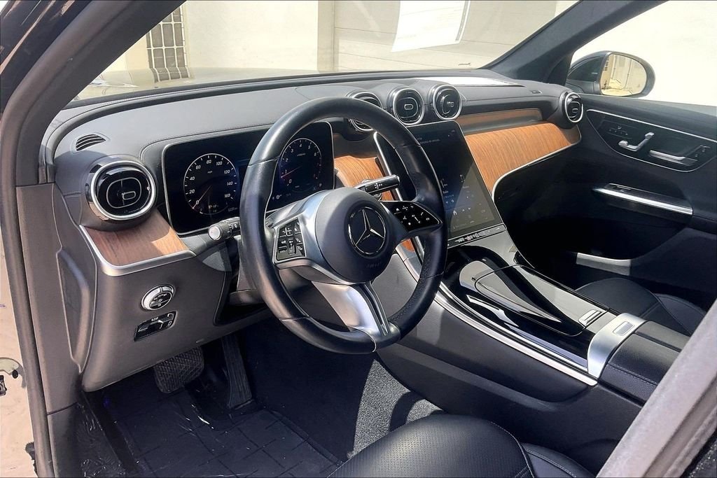 Certified Used 2024 Black Mercedes-Benz GLC 300 image 10
