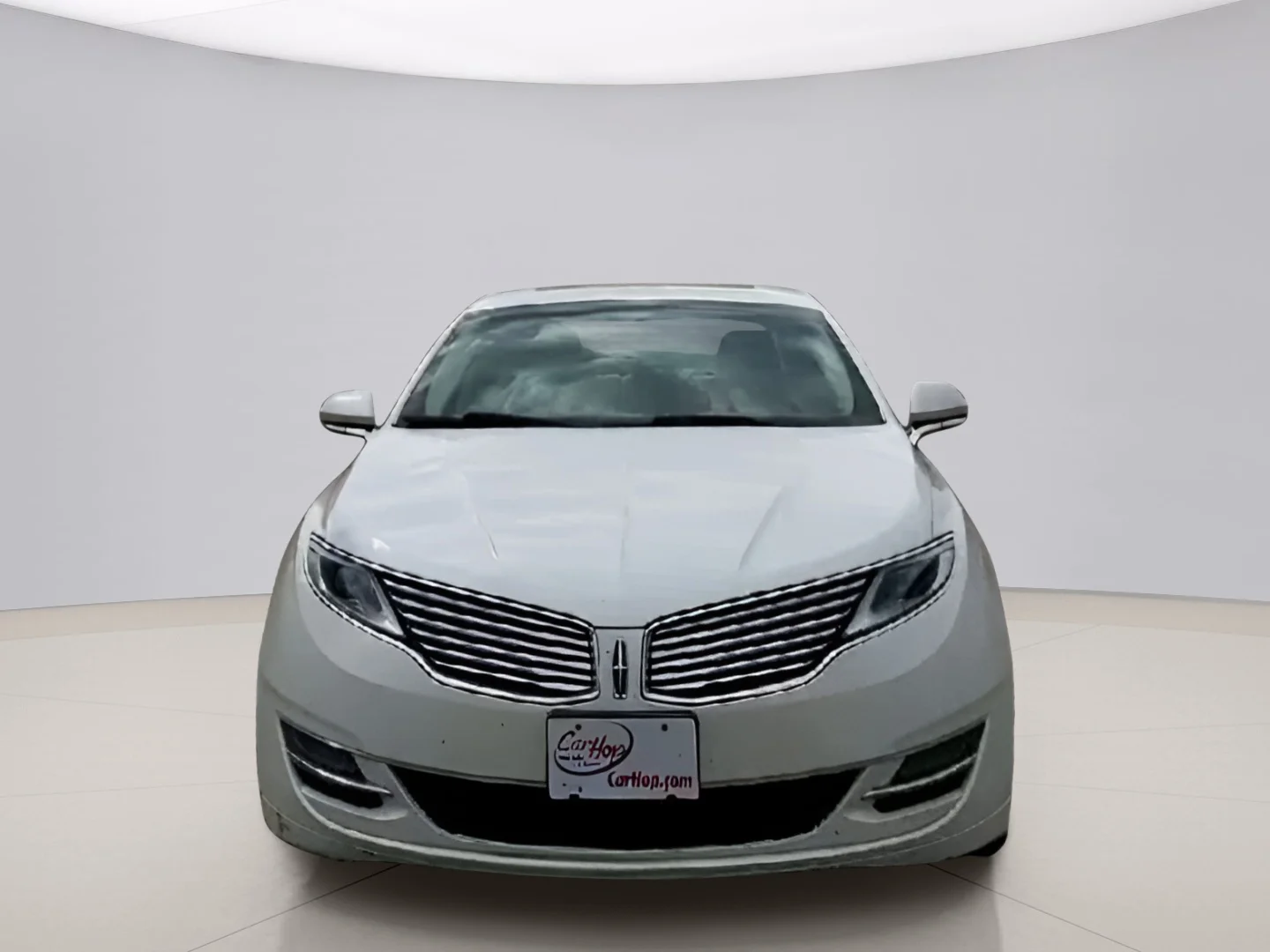 Used 2016 White Lincoln  image 5