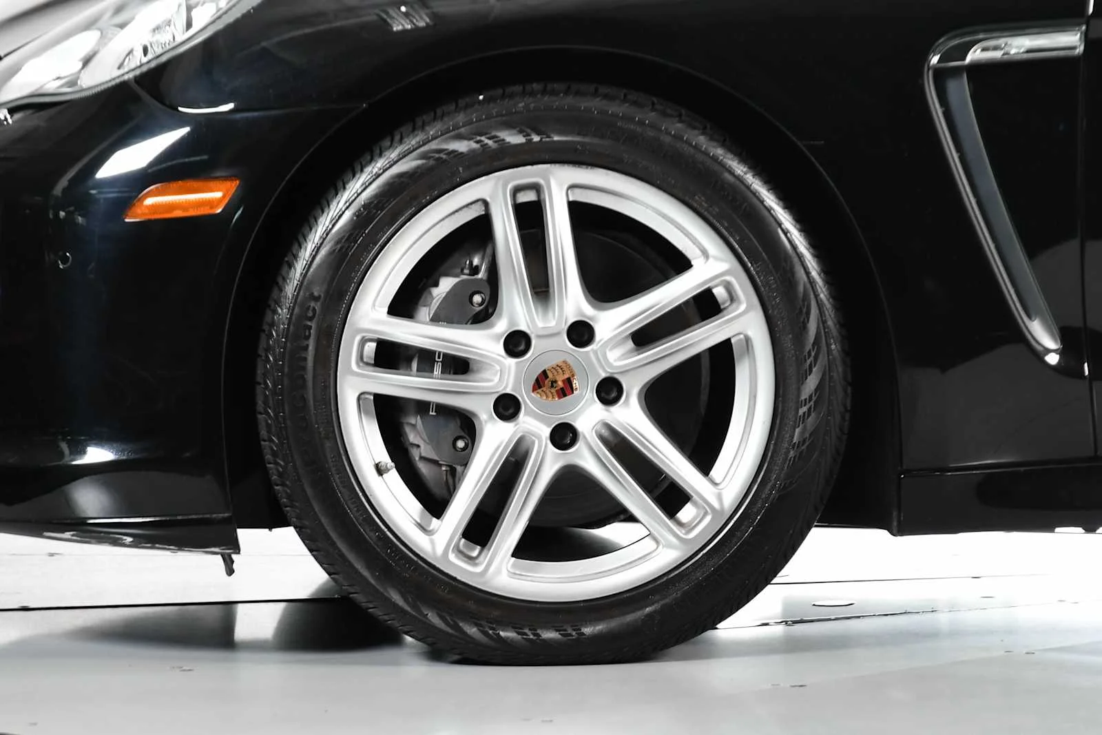 Used 2013 Black Porsche  image 11