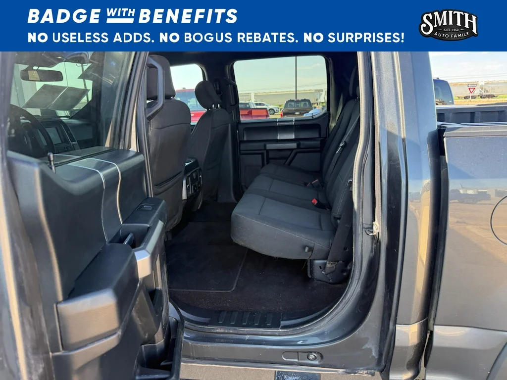 Used 2020 Magnetic Metallic Ford XLT image 11