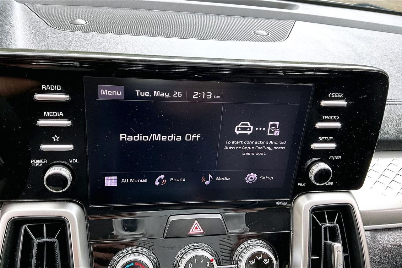 Used 2022 Silver Kia LX image 23