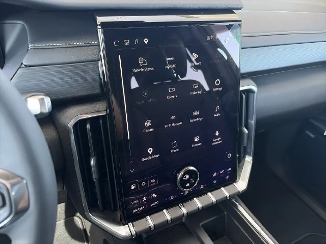 New 2027 White GMC Elevation image 16