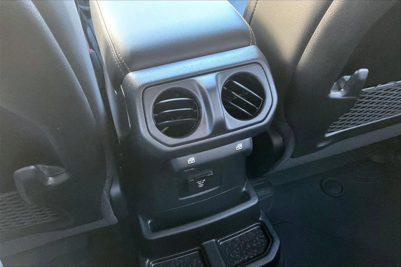 New 2026 41 Exterior Paint Jeep Sahara image 15