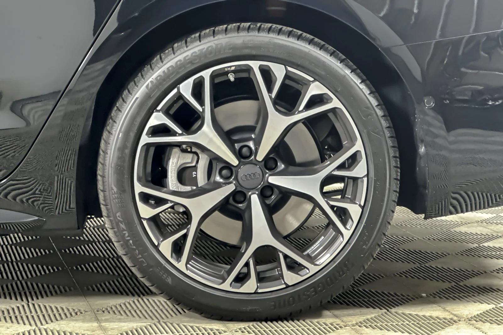 2026 Audi A6 Premium Plus - Photo 22