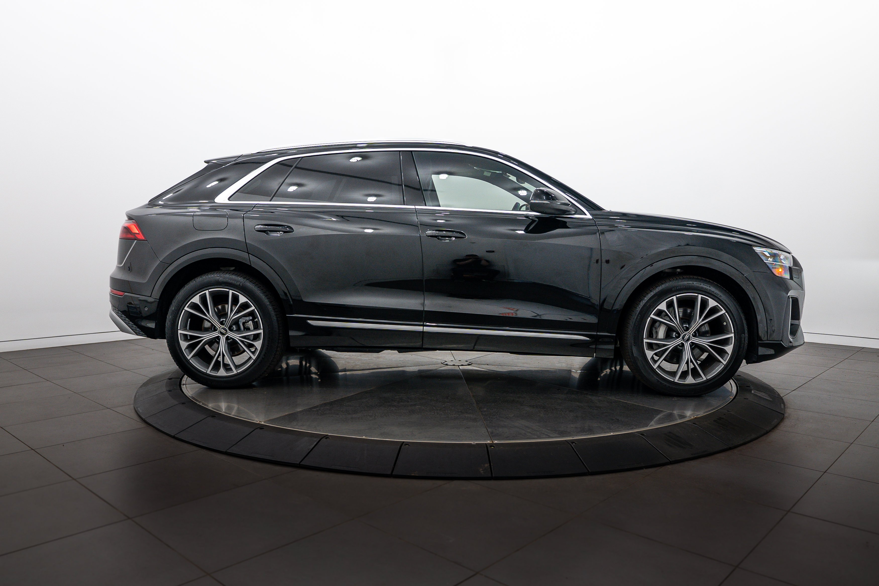 Certified Used 2024 Mythos Black Metallic Audi Prestige image 3