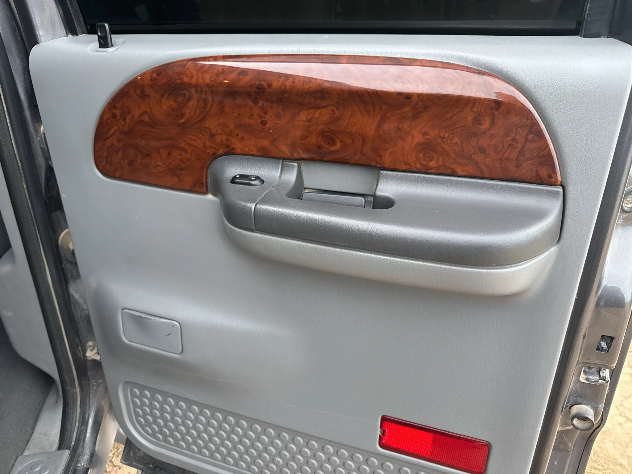 Used 2003 Oxford White Clearcoat Ford Lariat image 14