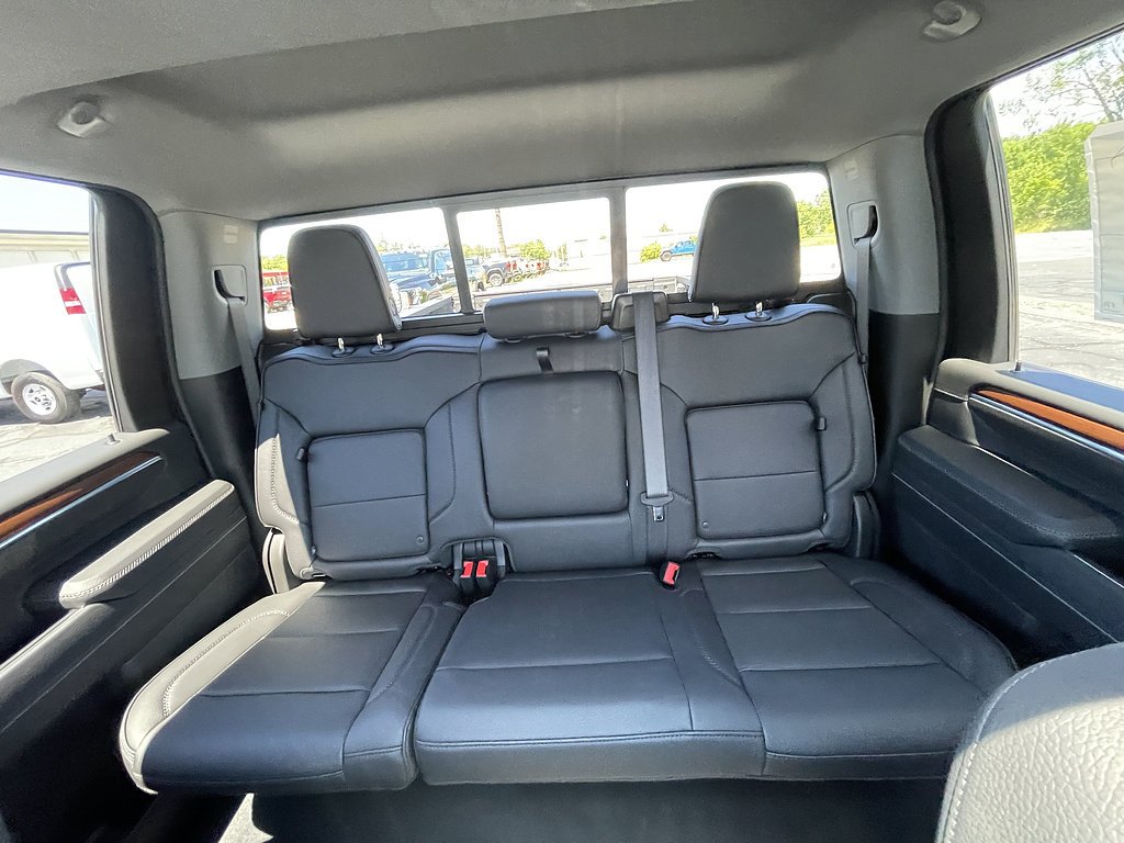 2025 GMC Sierra 2500HD Denali - Photo 18