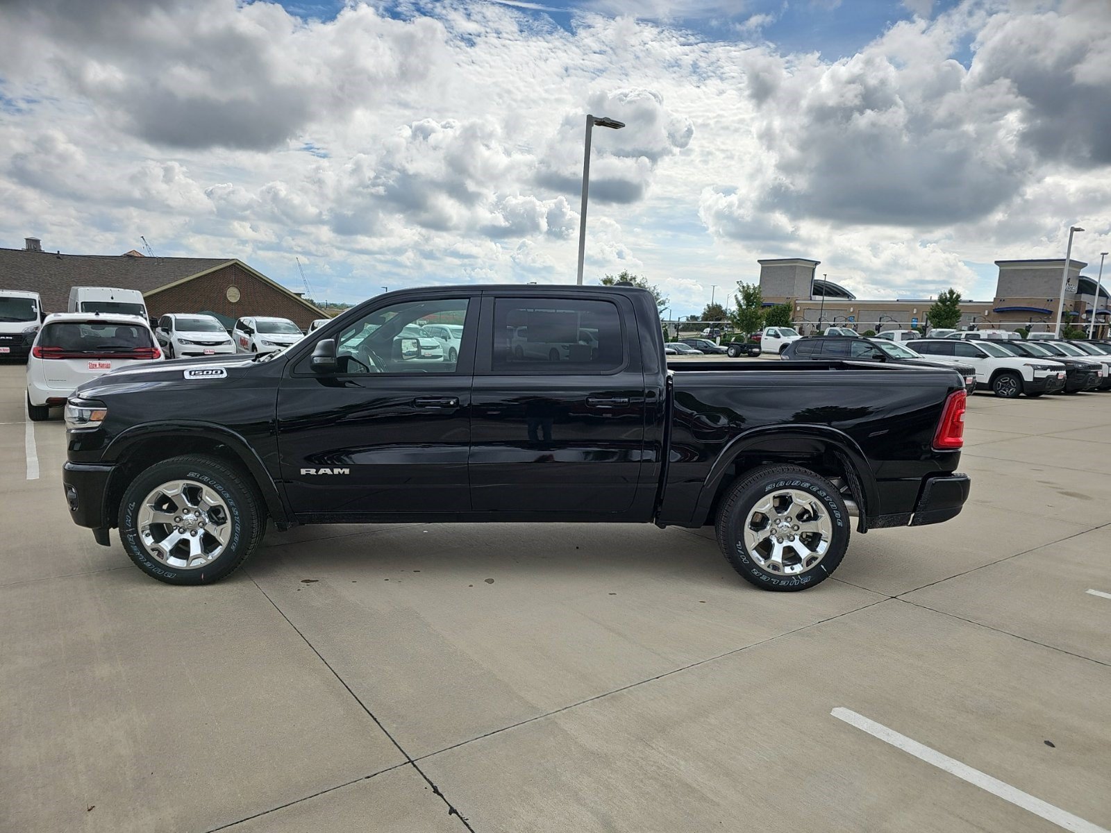 New 2026 Diamond Black Crystal Pearlcoat Ram Big Horn image 2