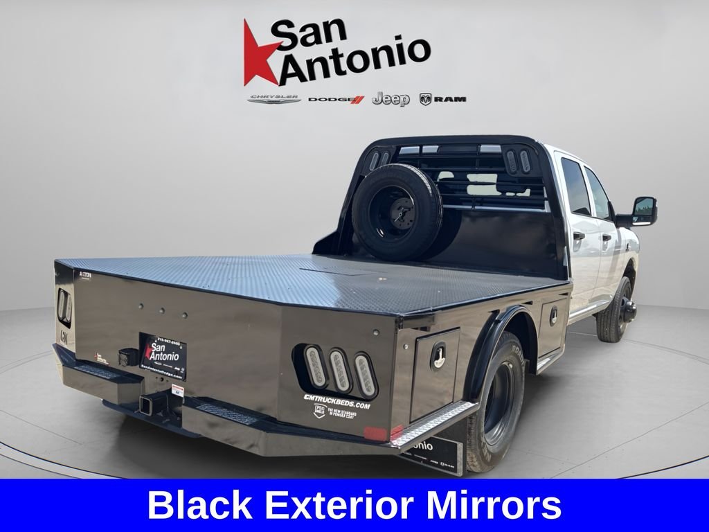 New 2026 Bright White Clear-Coat Exterior Paint RAM Tradesman image 7