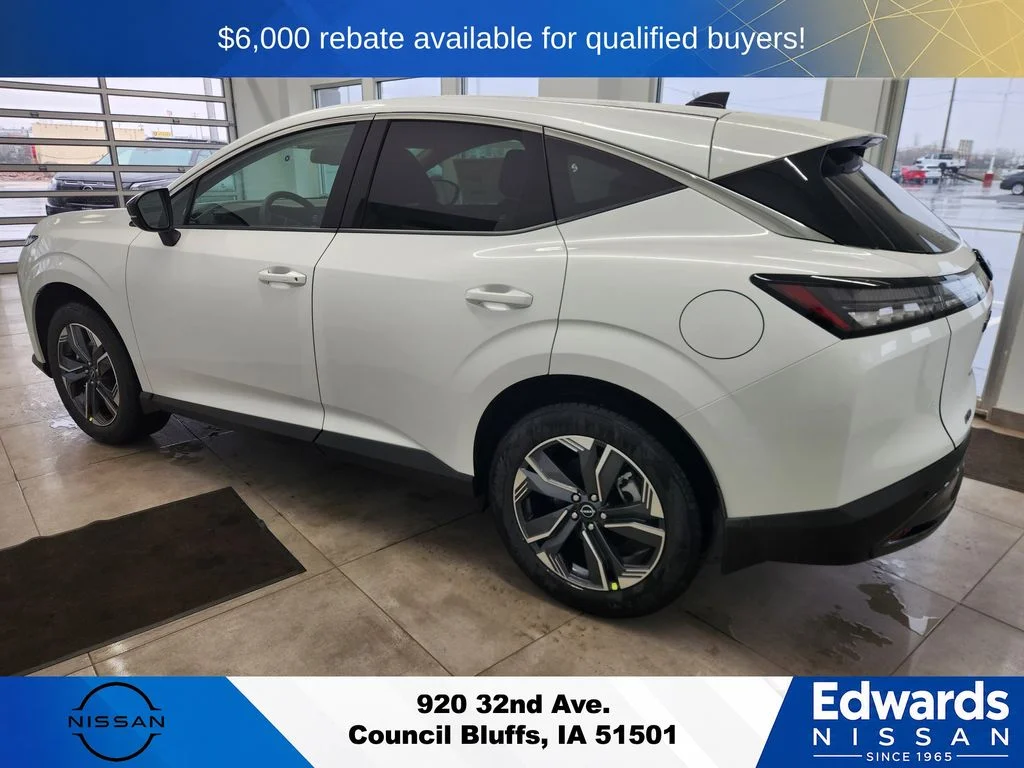 New 2026 Everest White Pearl TriCoat Nissan SL image 5