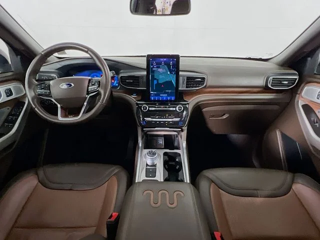 Used 2022 White Ford King Ranch image 25