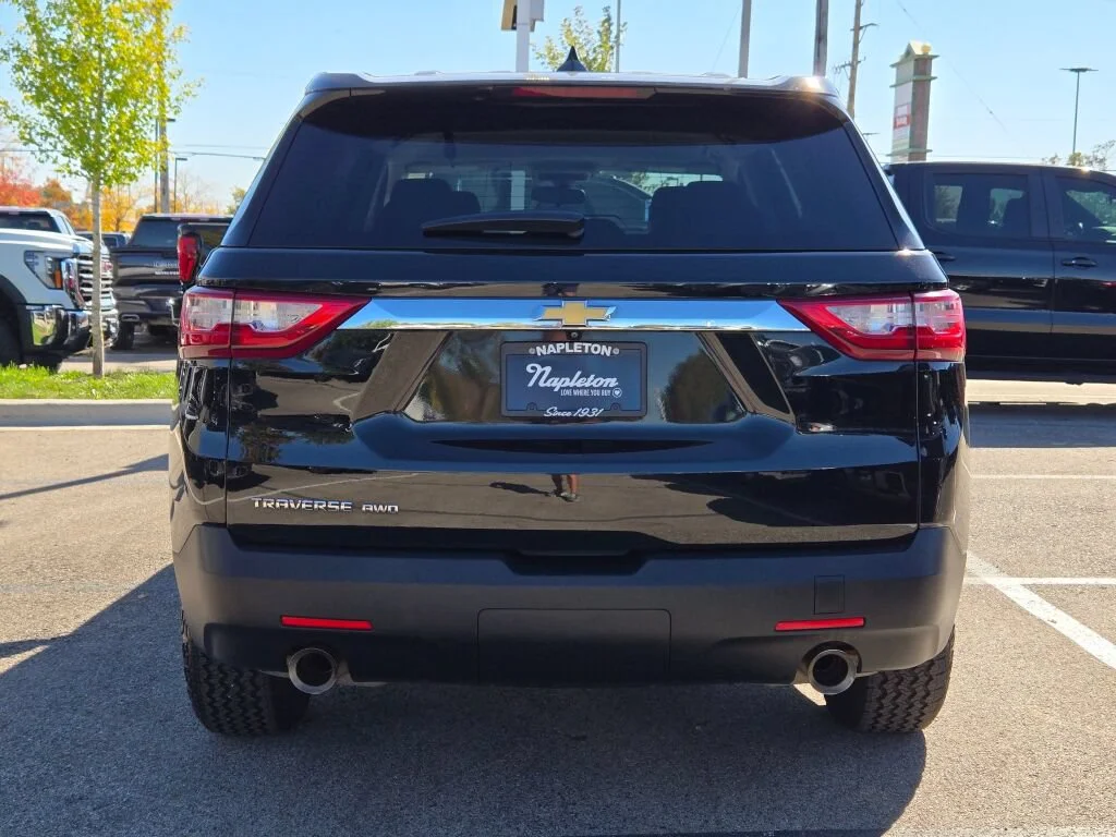 Used 2020 Black Chevrolet LS image 12