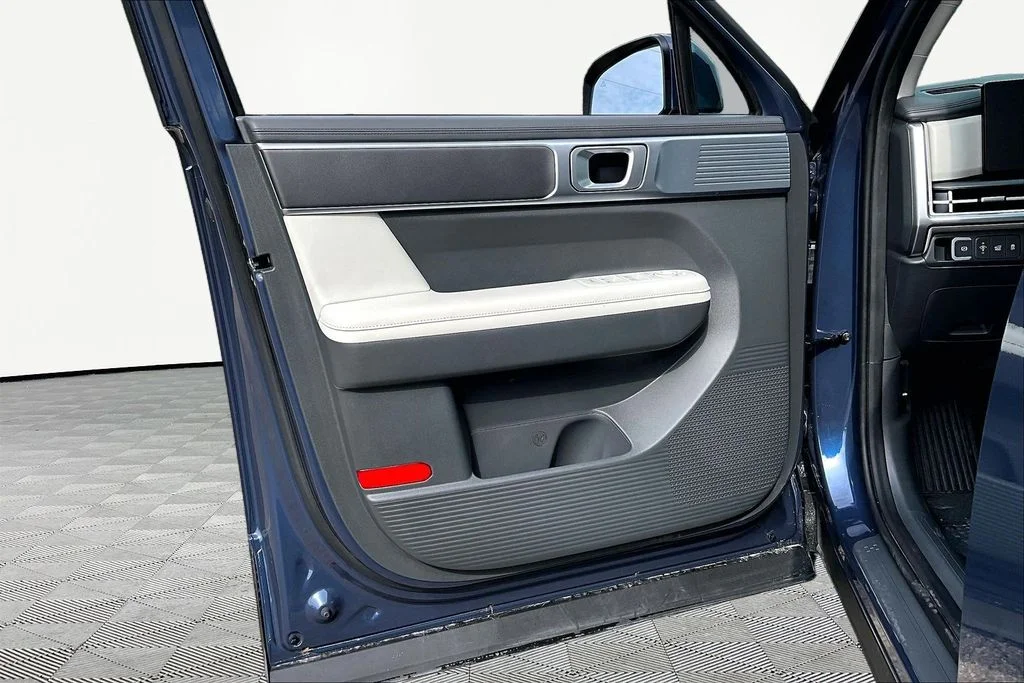Certified Used 2025 Atlantic Blue Hyundai SEL image 23