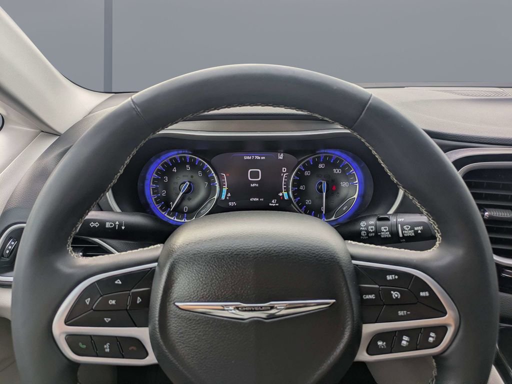 Used 2024 Silver Chrysler Touring L image 30