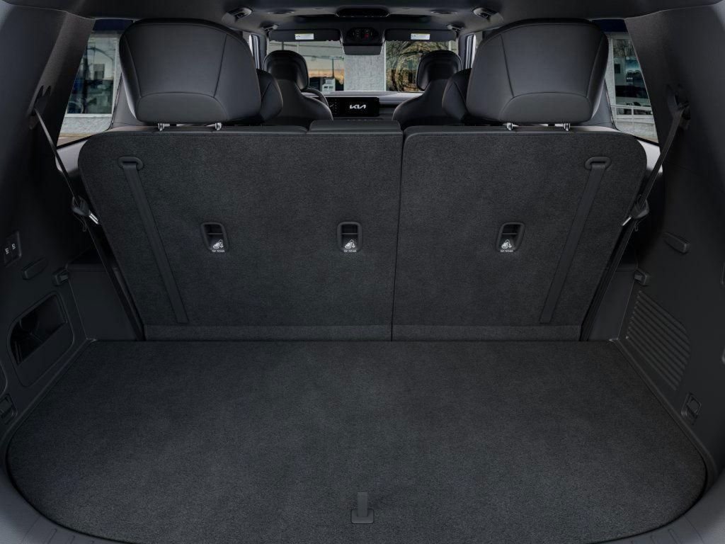 New 2027 White Kia X-Line EX image 19