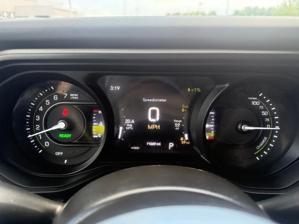 Used 2025 Black Jeep Sahara 4xe image 22