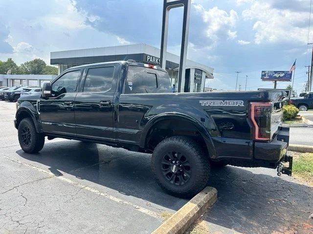 Used 2022 Black Ford Lariat image 20
