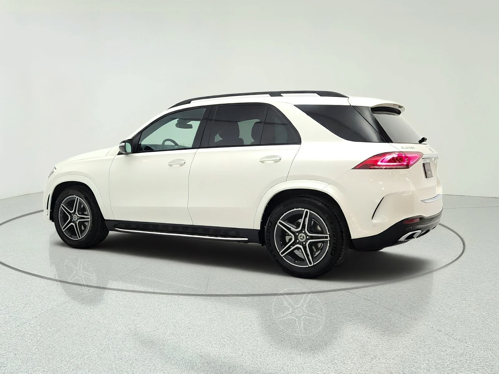 Used 2022 MANUFAKTUR Diamond White Bright Mercedes-Benz GLE 350 SUV image 7