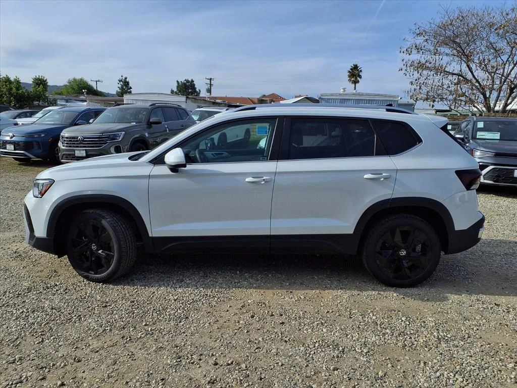 New 2026 White Volkswagen 1.5T SE image 3